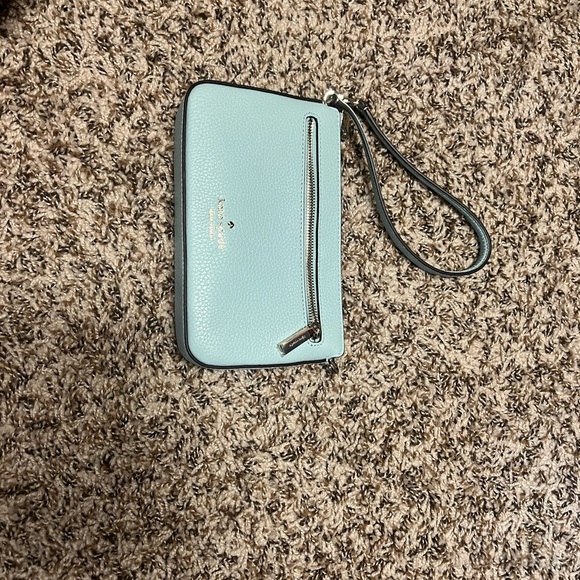 Kate Spade Leila pebbled convertible wristlet - Picture 2 of 6